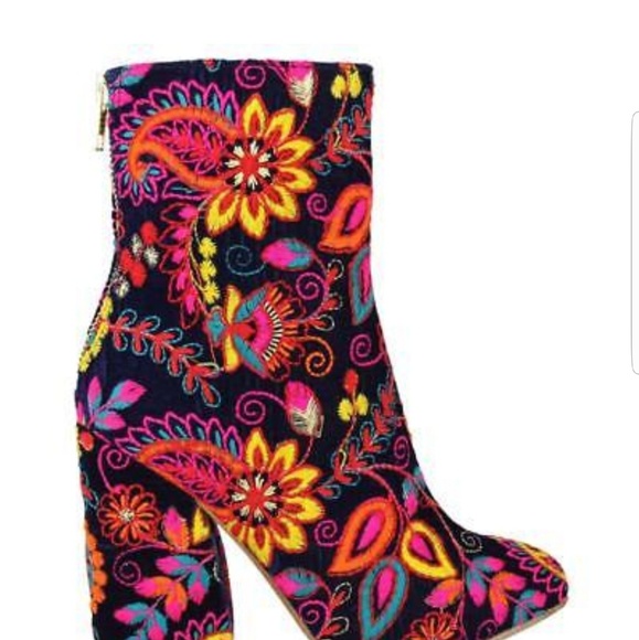 naughty monkey Shoes - Naughty Monkey embroidered boots 5.5